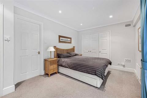 2 bedroom flat for sale, Vincent Square, London SW1P