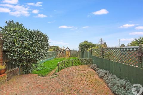 4 Mill Close, Rochester, ME2 3DA