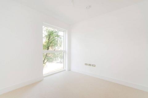 1 bedroom flat to rent, Lyon Square, HA1, Harrow, HA1