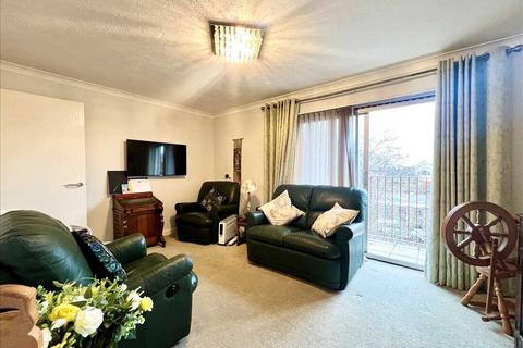 1 bedroom retirement property for sale, Chalkwell Park Drive, Leigh on Sea SS9