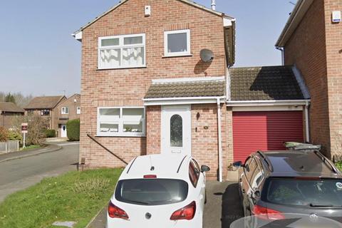 3 bedroom house to rent, Ambleside Drive, Eastwood, Nottingham