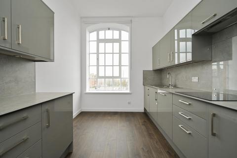 94/15 Inchview Terrace, Edinburgh, EH7 6TF