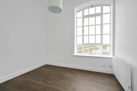 94/15 Inchview Terrace, Edinburgh, EH7 6TF