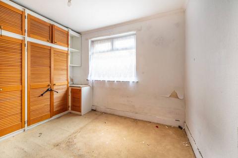 11 Reynolds Avenue, London, E12 6JS