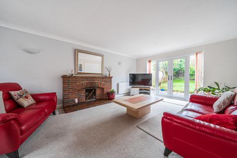 4 bedroom detached house for sale, Alsford Close, Lightwater, Surrey, GU18