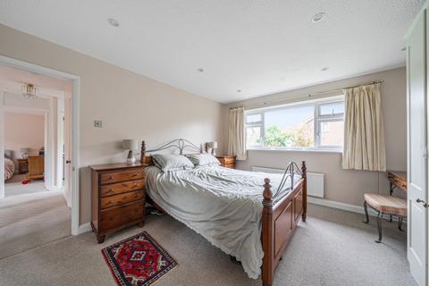 31 Alsford Close, Lightwater, GU18 5LF