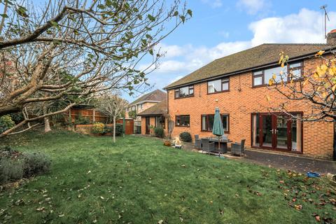 31 Alsford Close, Lightwater, GU18 5LF