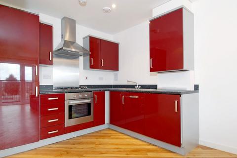 2 bedroom flat to rent, Recovery Street, London SW17