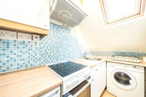 1 bedroom apartment to rent, Balham High Road, London SW17