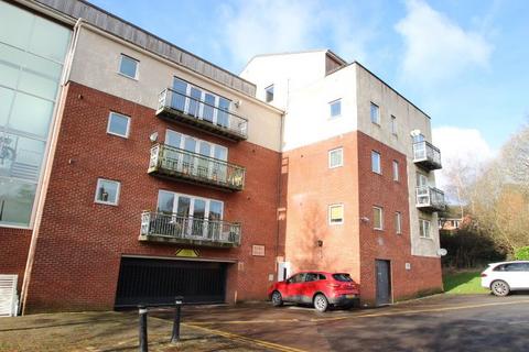 2 bedroom flat to rent, 6 Linley House, Bellerton Lane, Stoke-on-Trent