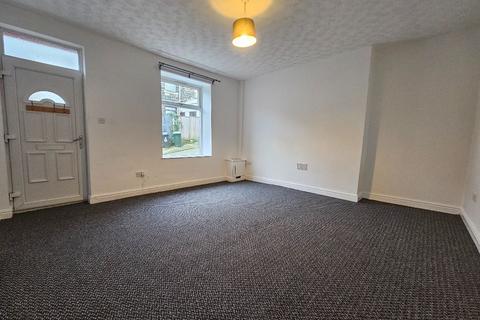 3 bedroom terraced house to rent, Birch Street, Bacup