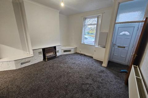 2 bedroom terraced house to rent, Albert Street, Kearsley, Bolton