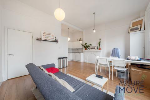 2 bedroom property to rent, Essex Road, London, N1