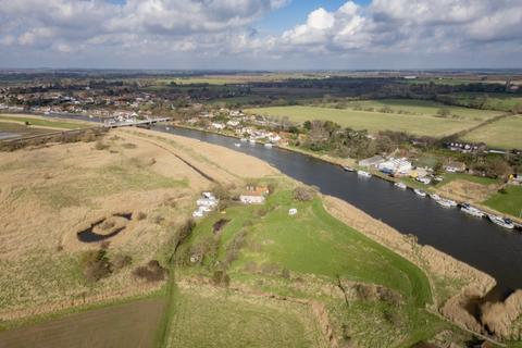 5 bedroom farm house for sale, Low Road, Norwich NR14