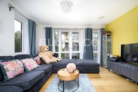 4 bedroom end of terrace house for sale, Rowen Avenue, London, NW9