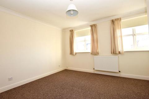 2 bedroom end of terrace house for sale, Waite Close, Pocklington