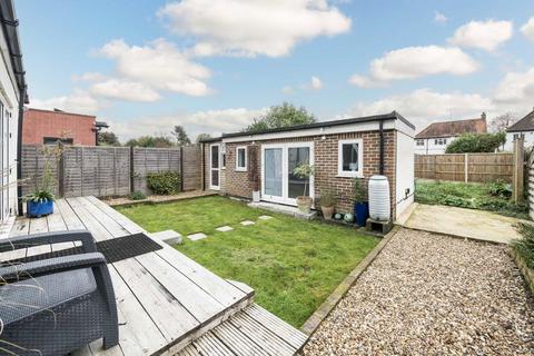 3 bedroom bungalow for sale, Old Farm Road, Hampton TW12