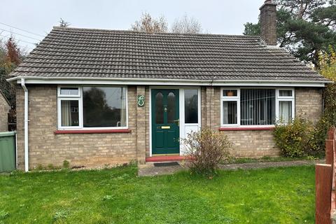 2 bedroom detached bungalow to rent, West Street, Barkston , Grantham