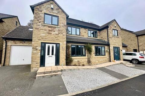 4 bedroom semi-detached house for sale, Holly drive, Blackwall Lane, Sowerby Bridge