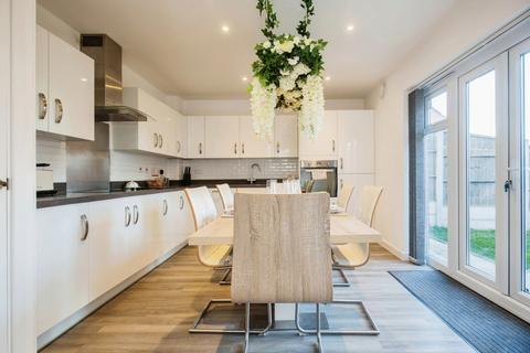 5 Canberra Close, Castle Donington, Derby, DE74 2AF