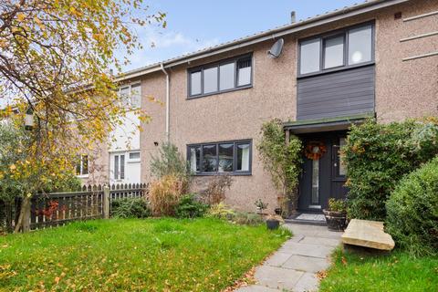 6 Loft Avenue, Grimsby, DN37 9AG