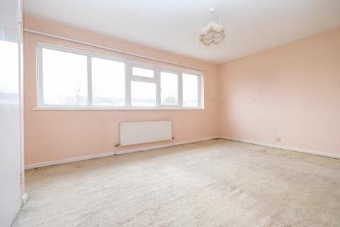 2 bedroom maisonette for sale, Place Farm Avenue, Orpington