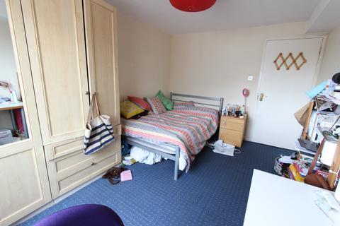 1 bedroom flat to rent, Gresse Street, London W1T