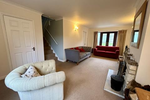 3 bedroom terraced house for sale, Barn Close, Kintbury