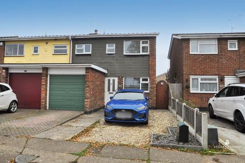 3 bedroom semi-detached house for sale, London Road, Benfleet