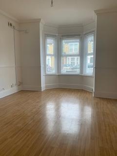 2 bedroom apartment to rent, Ringstead Road, London