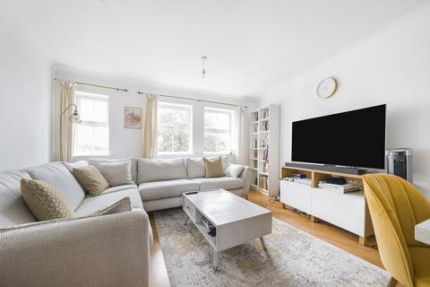 undefined, Morton Close, Uxbridge UB8