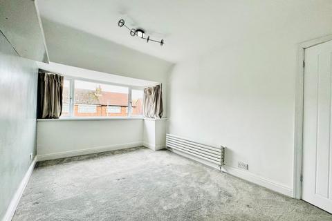 3 bedroom end of terrace house to rent, 42 Harewood Road, Irlam,Manchester