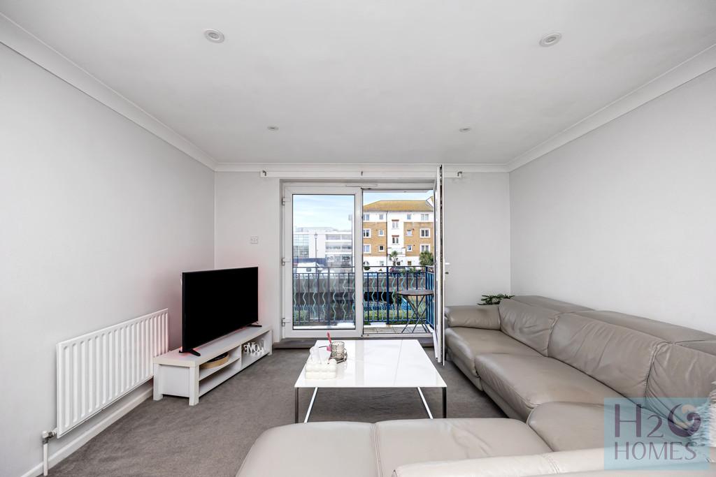 Britannia Court 5-002