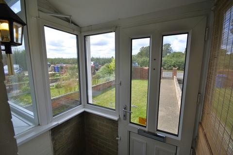 2 bedroom terraced house to rent, Worksop Road, Doncaster DN11