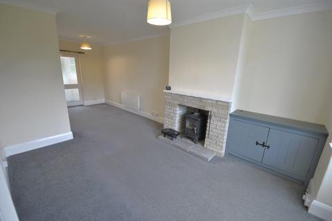 2 bedroom terraced house to rent, Worksop Road, Doncaster DN11