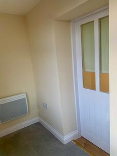 1 bedroom in a flat share to rent, Wilton Road, Crumpsall