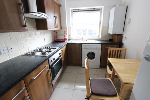 2 bedroom flat to rent, Gresse Street, London W1T