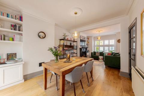 3 Flaxton Road, London, SE18 2EF