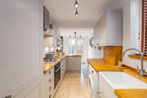 3 Flaxton Road, London, SE18 2EF