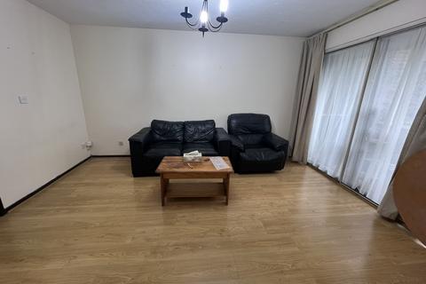 1 bedroom flat to rent, Braybourne Drive, Isleworth