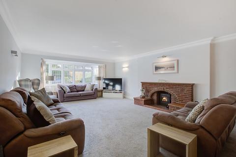 5 bedroom detached house for sale, Warren Road, Leigh-on-sea, SS9