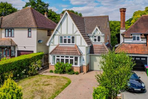 5 bedroom detached house for sale, Warren Road, Leigh-on-sea, SS9