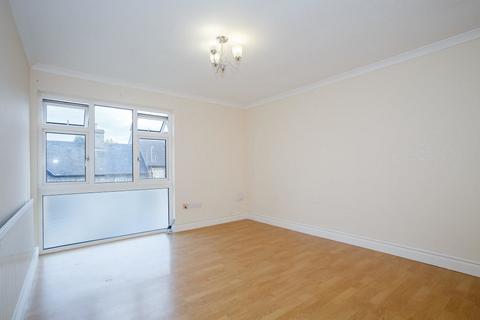 2 bedroom apartment to rent, Clark Road, Royston SG8