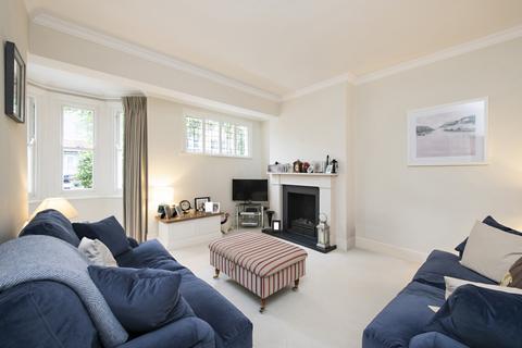 4 bedroom semi-detached house for sale, Graemesdyke Avenue, East Sheen