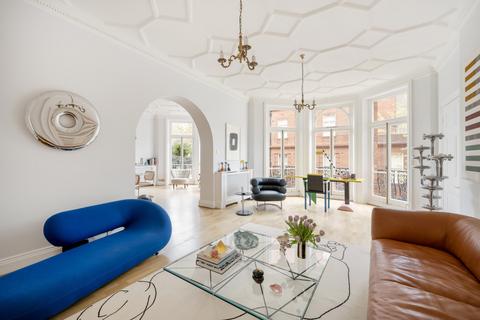 4 bedroom flat for sale, Cadogan Square, Knightsbridge