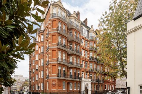 4 bedroom flat for sale, Cadogan Square, Knightsbridge