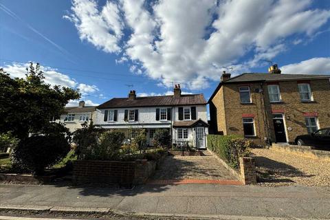 2 bedroom terraced house to rent, Thompson Cottages, Harwood Hall Lane, UPMINSTER