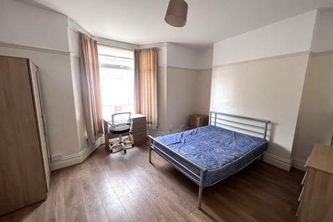 5 bedroom house share to rent, Langland Terrace, Brynmill