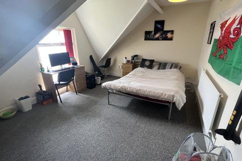 3 bedroom house share to rent, Chaddesley Terrace, Swansea