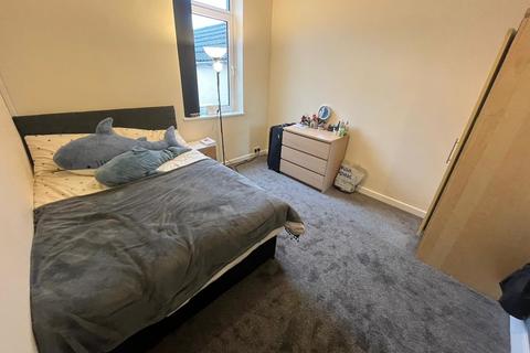 2 bedroom house share to rent, Rhyddings Terrace, Brynmill, Swansea